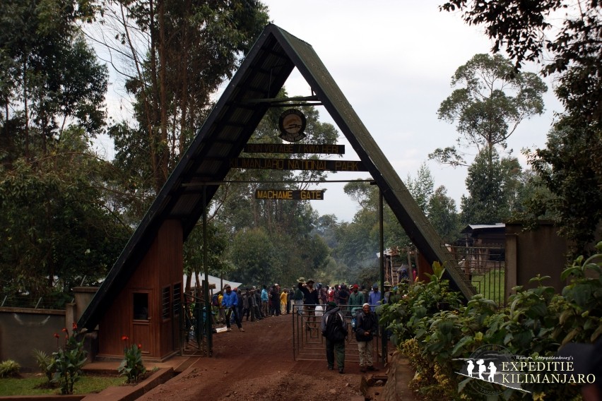 Machame Gate to Machame Camp